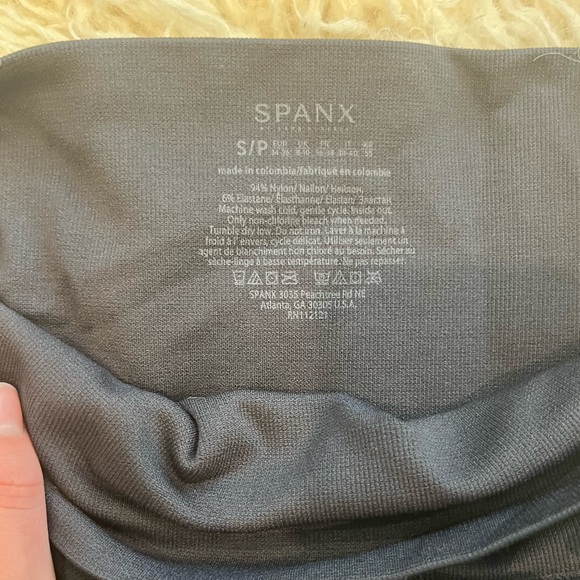 SPANX | Camo Look At Me Now Seamless Leggings - Picture 4 of 4